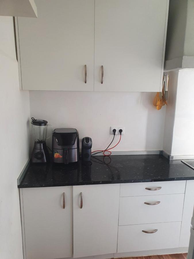Habitacion Pequena Con Balcon Leilighet Vigo Eksteriør bilde