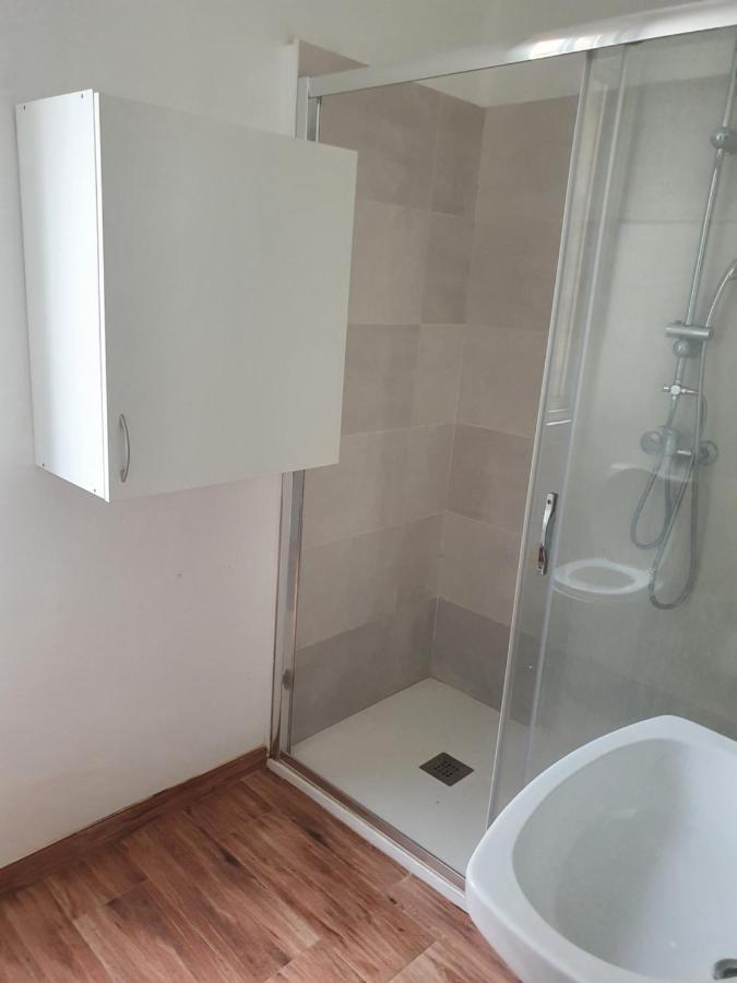 Habitacion Pequena Con Balcon Leilighet Vigo Eksteriør bilde